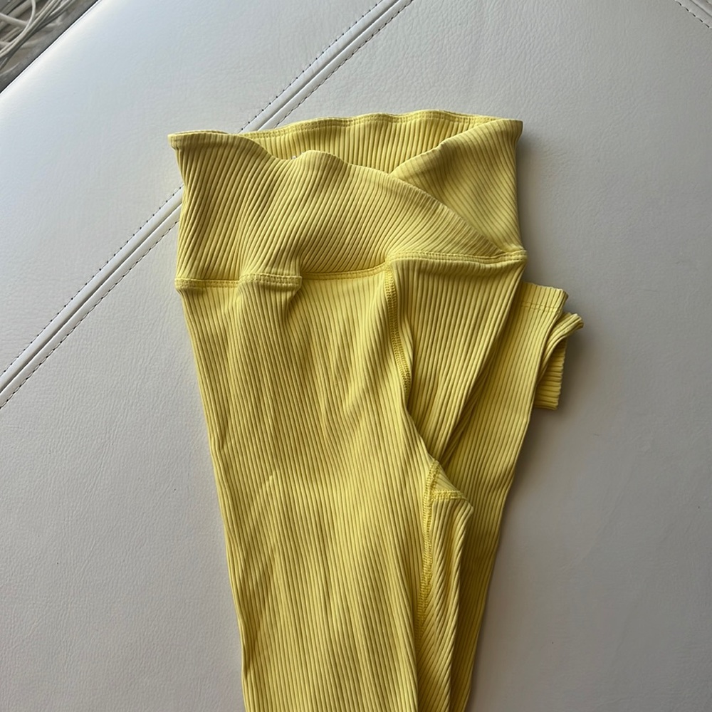Year of ours Veronica legging light yellow - XS